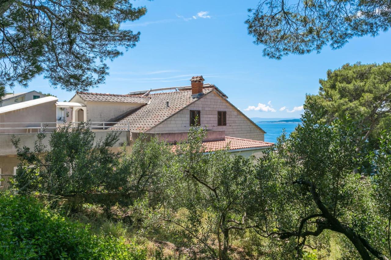 Apartments By The Sea Brela, Makarska - 18356 Kültér fotó