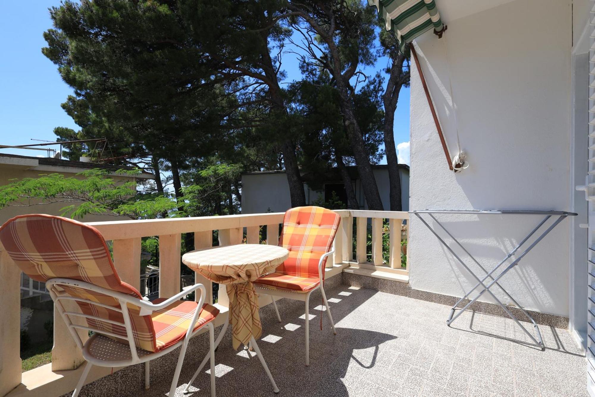 Apartments By The Sea Brela, Makarska - 18356 Kültér fotó